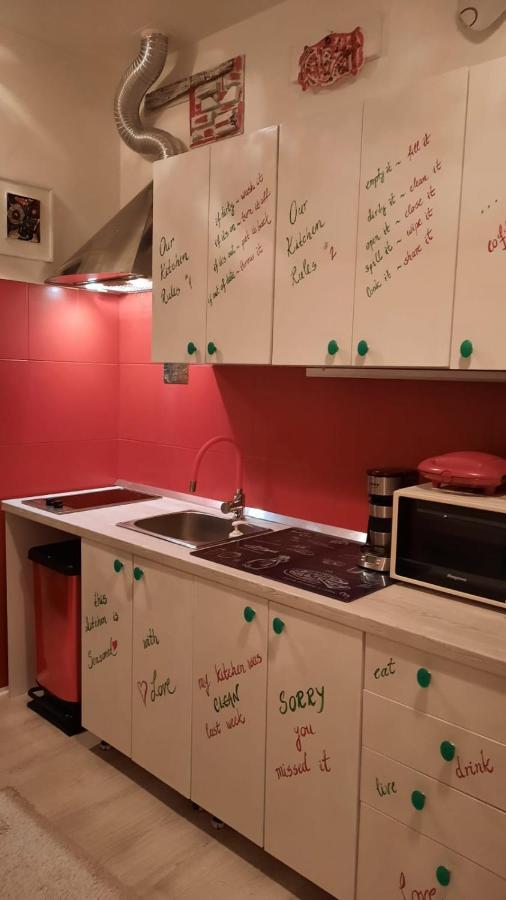 Art By Sanella Appartement